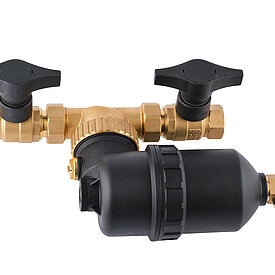 Magnetic dirt & air separator with internal strainer